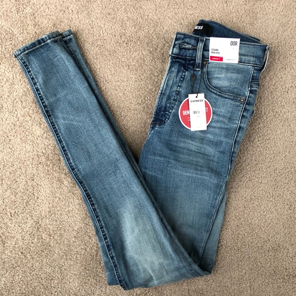 Express NWT High Rise Jean Leggings 00R
